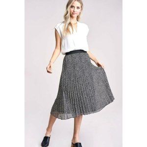 Arrays Black Ivory Leopard Pleated Midi Skirt M Elastic Waist Sheer Lined